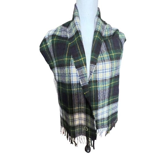 GoldLion 100% Wool Scarf Made In‎ Scotland Green White Plaid Fringe 56" Winter - Picture 1 of 3